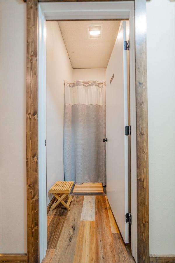 Pintler'S Portal Hostel Anaconda Ngoại thất bức ảnh