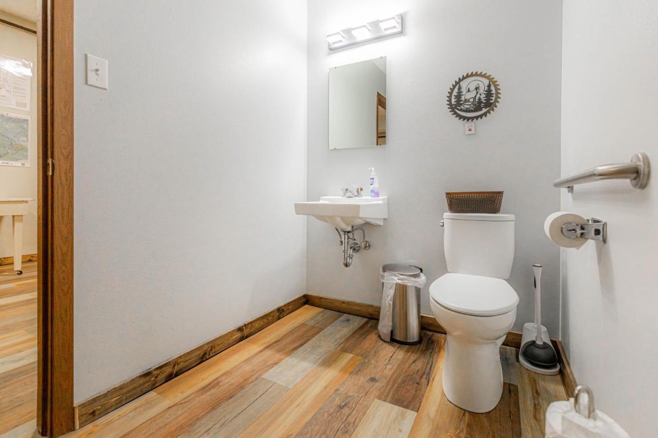 Pintler'S Portal Hostel Anaconda Ngoại thất bức ảnh