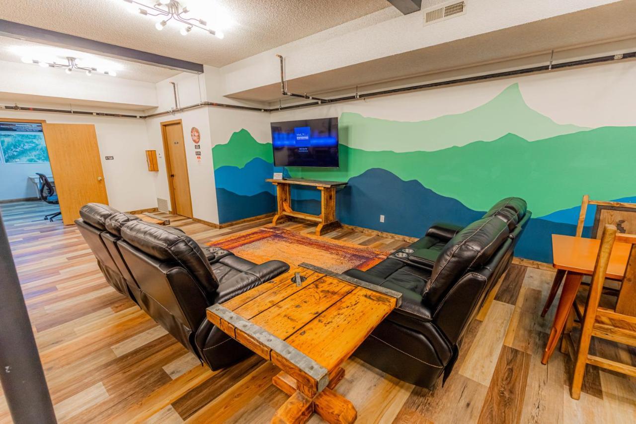 Pintler'S Portal Hostel Anaconda Ngoại thất bức ảnh