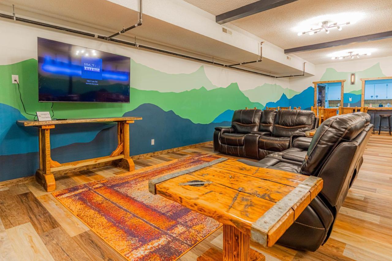Pintler'S Portal Hostel Anaconda Ngoại thất bức ảnh